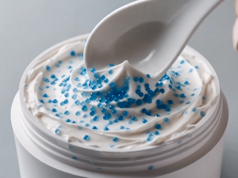 مؤثرات تجربة المنتجات الفاخرة Cover Image